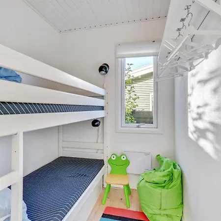 Holiday home Holiday Elfrede - 600m From The Sea In Funen By Interhome *