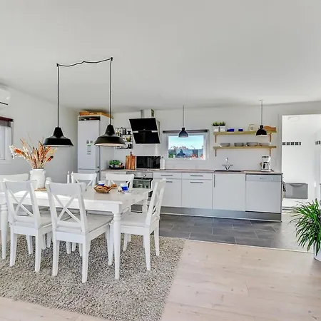 Elfrede - 600m From The Sea By Interhome בית נופש *